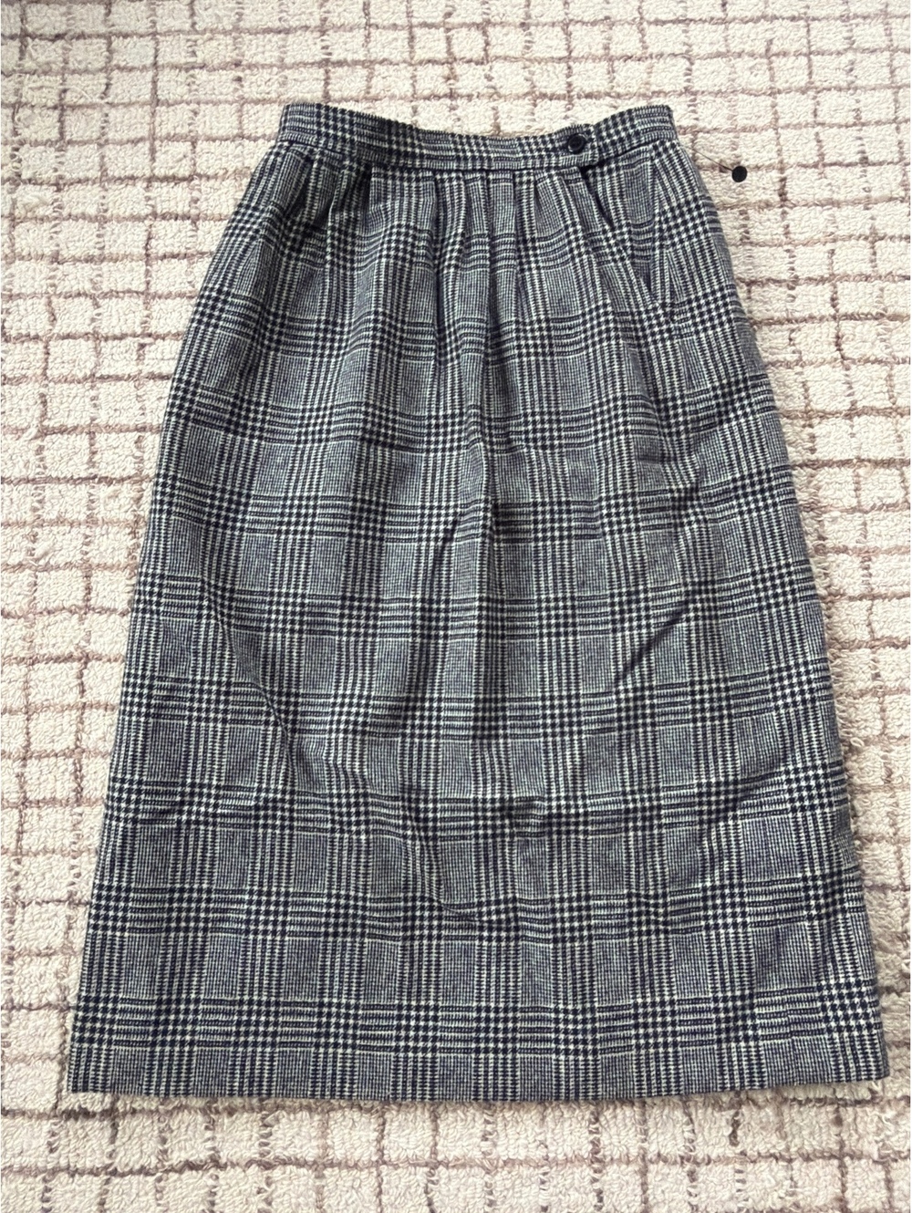 Vintage Women's Pendleton Black White Plaid Wool Skirt Preppy Dark Academia 4